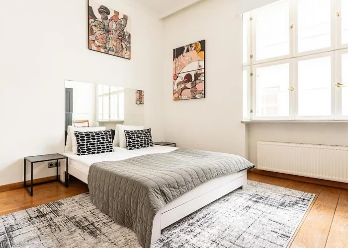 Apartamento Luxury Square View #18 *